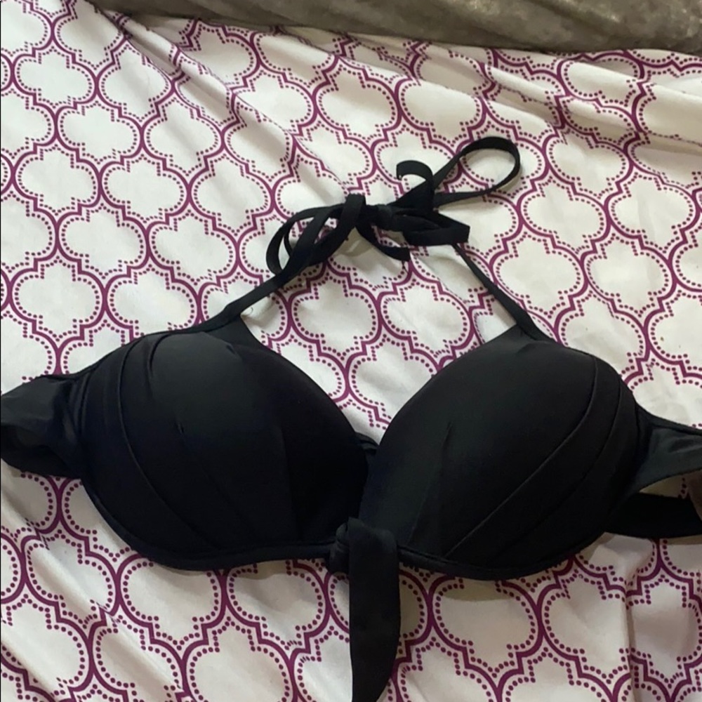 Black bikini top